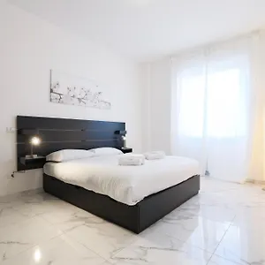 primopiano-bari.it-lombardy.com/