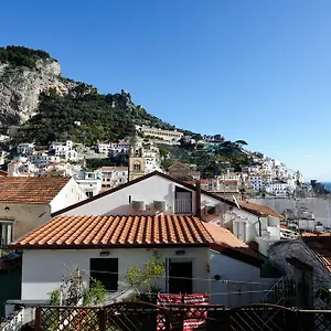 https://casa-colonne.hotels-amalfi.com